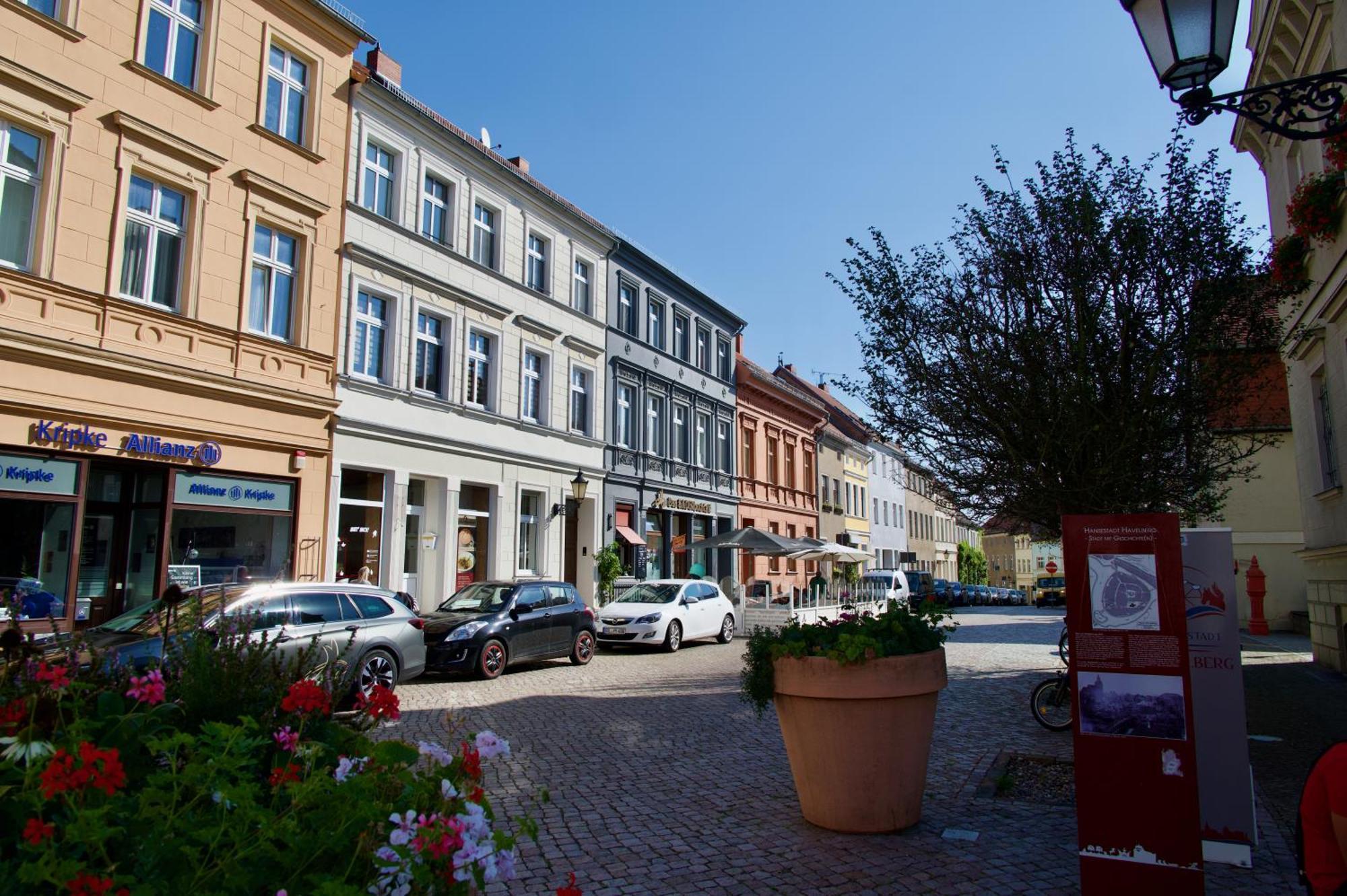 Das Bilderbuchcafe - Ferien - Apartment No 3 - Markt 7 Havelberg Eksteriør bilde