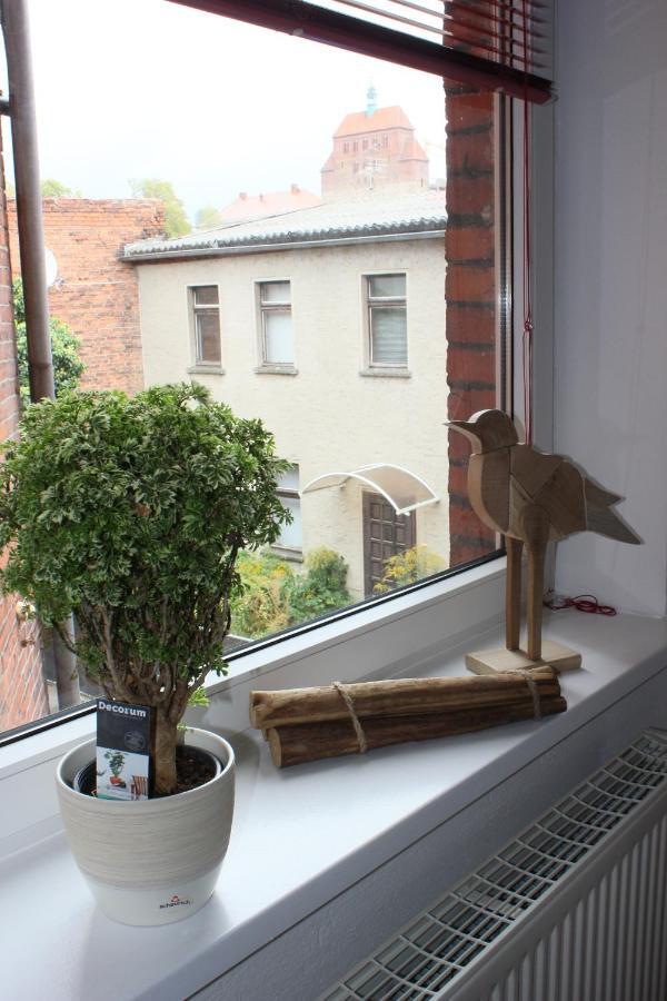 Das Bilderbuchcafe - Ferien - Apartment No 3 - Markt 7 Havelberg Eksteriør bilde